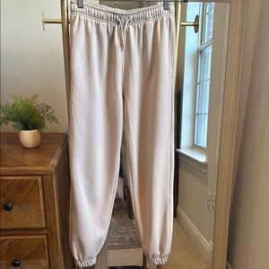 TOPSHOP Cozy Beige Jogger Pants (size US 4-6) ✨